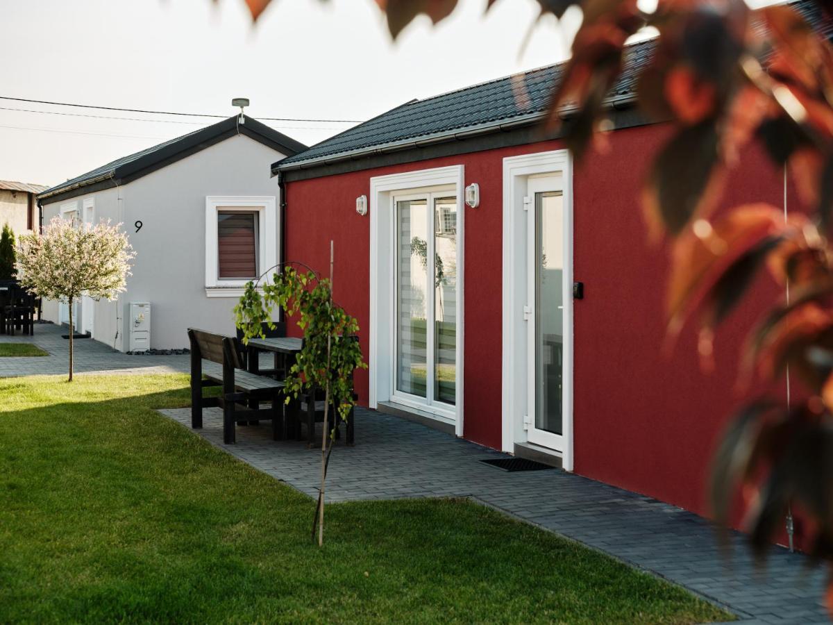 Scandi Village Zator Exterior foto